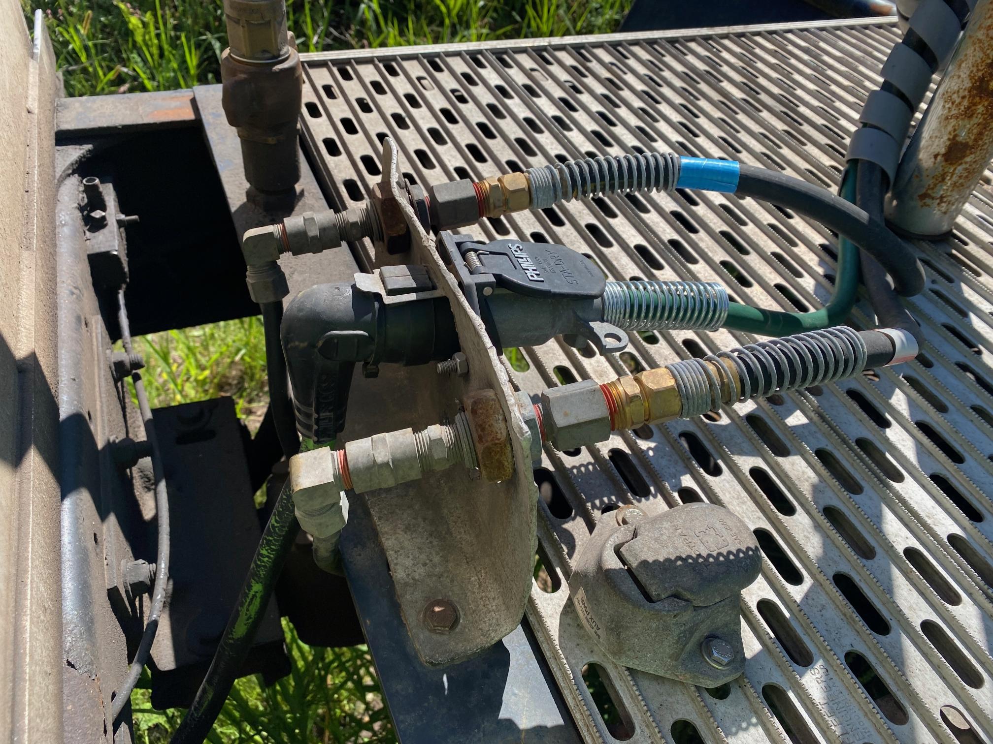 2008 FREIGHTLINER Columbia - Image 16